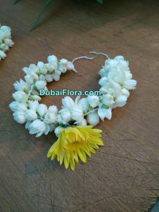 Jasmine Kangan Bracelet With Yellow Chrysanthemum (2 Pieces) Fresh
